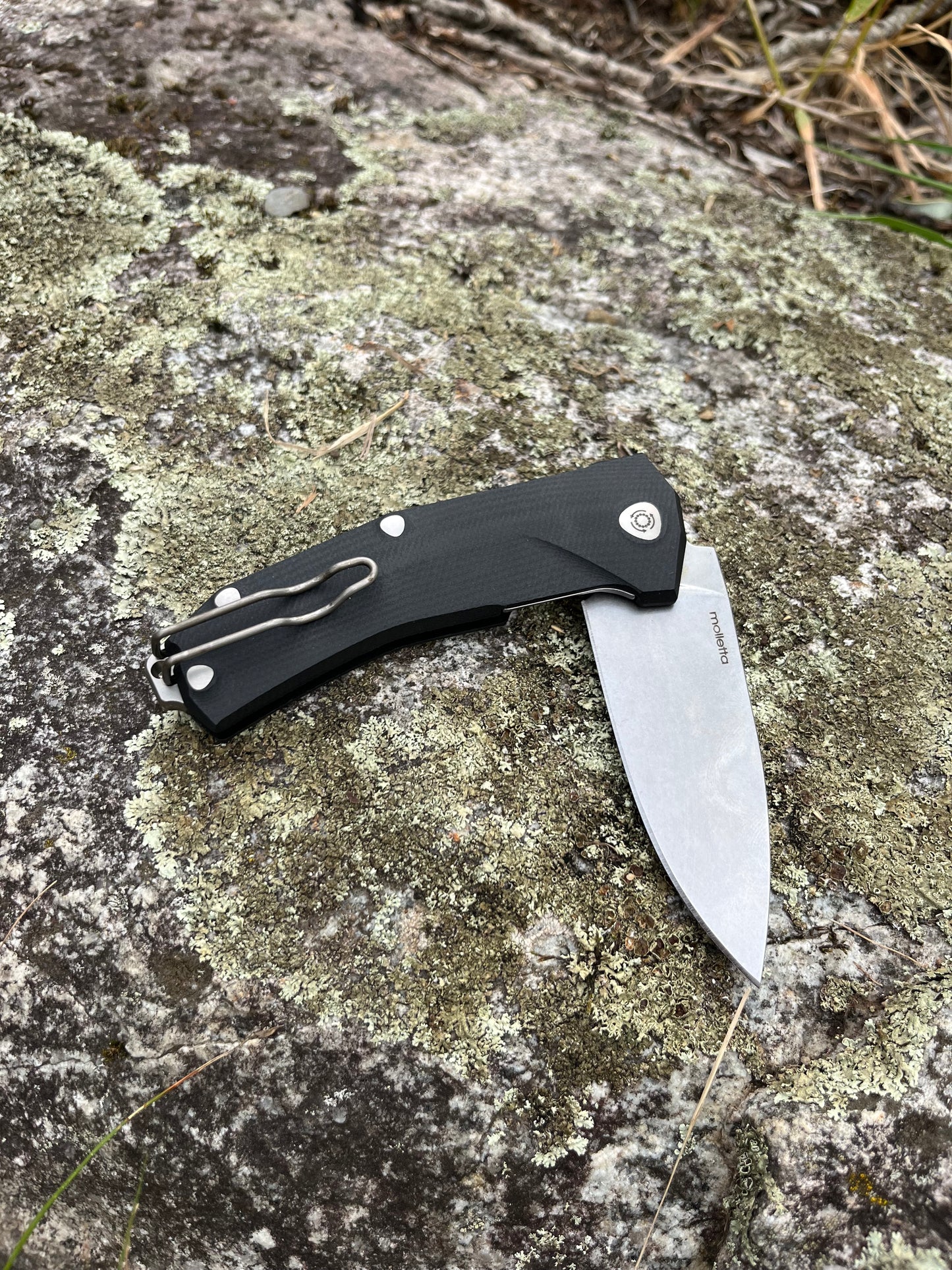 KUR G10 - Black handle